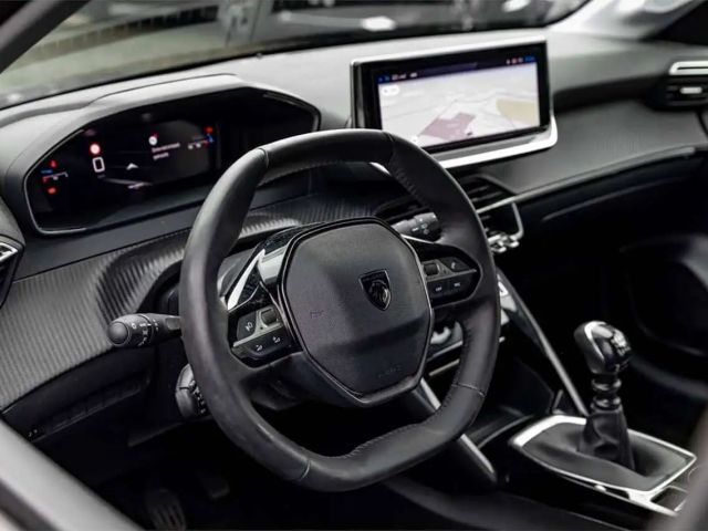 Peugeot 208 100pk MT6 | Camera | Navi. | Parkeers. v&a | Au...