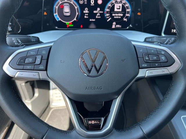 Volkswagen Golf 1.5 eTSI DSG Golf VIII