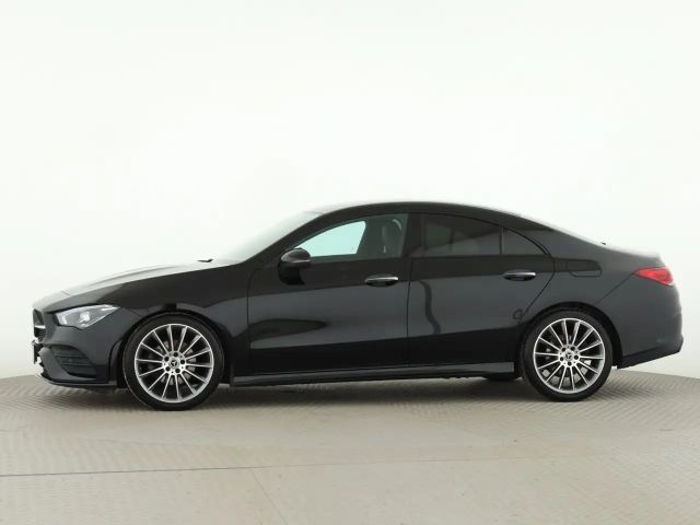 Mercedes-Benz CLA 200 AMG Line Coupé