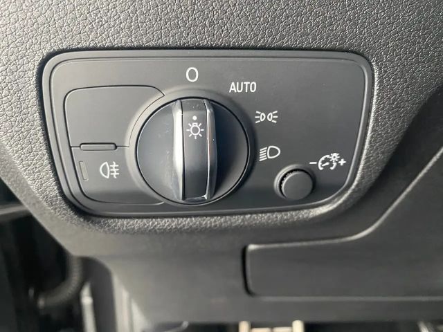 Audi Q2 35 TFSI S-Line