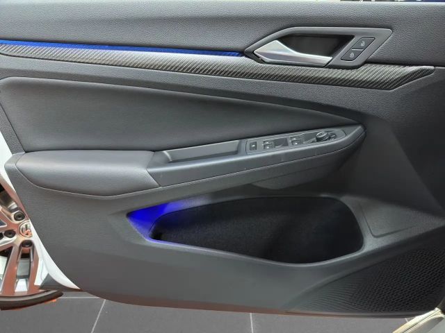 Volkswagen Golf IQ.Drive