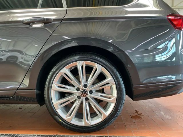 Volkswagen Passat 1.5 TSI Business DSG Variant