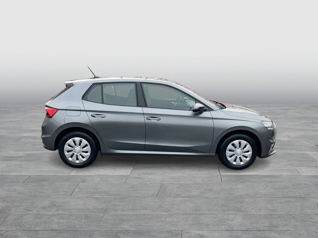 Skoda Fabia Fabia 1.0 MPI Essence KLIMA LED PDC SHZG TEL