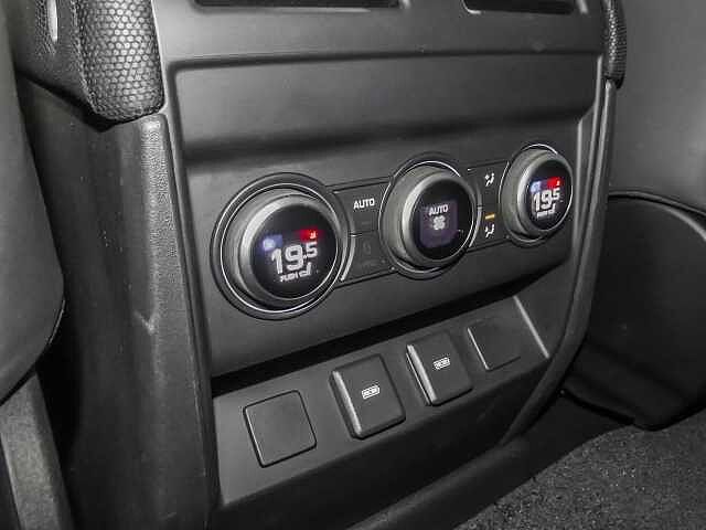 Land Rover Defender 90