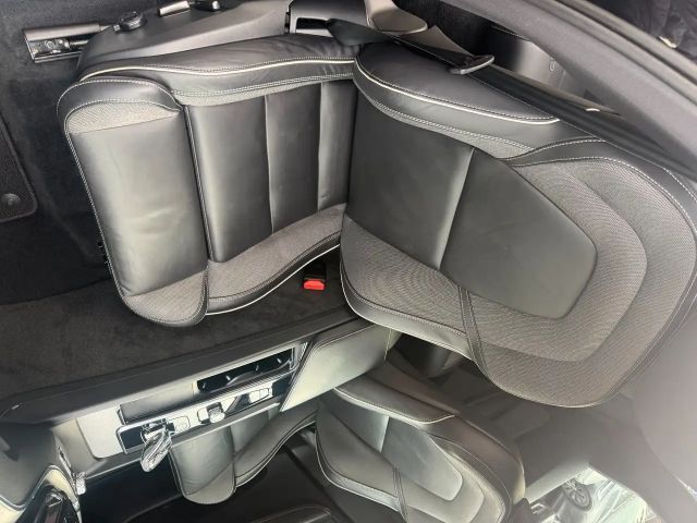 Volvo XC60 AWD Dark Plus