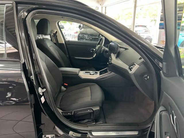 BMW 318 318d Touring