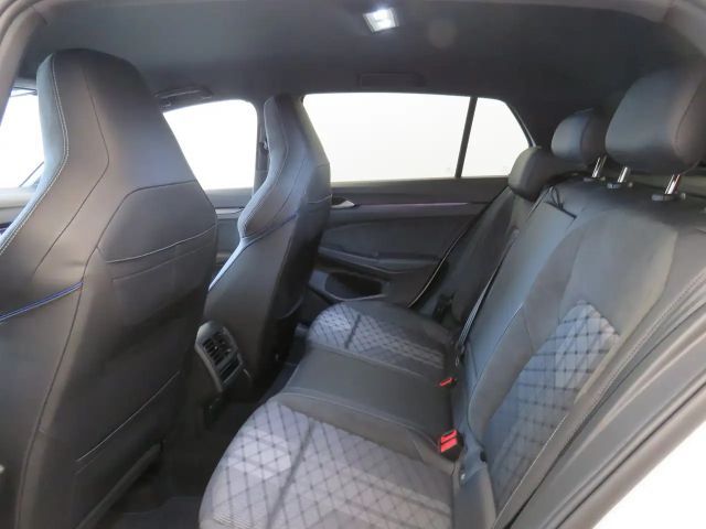 Volkswagen Golf Sport