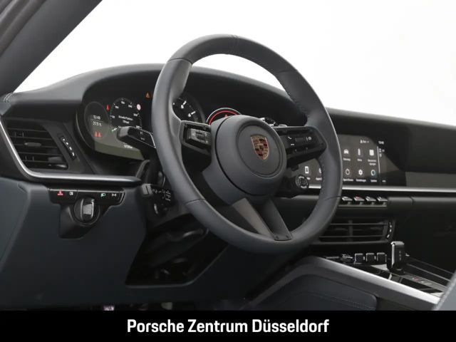 Porsche 992 4 Coupé GTS Targa