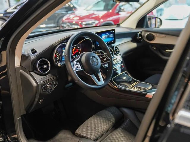 Mercedes-Benz GLC 300 4MATIC