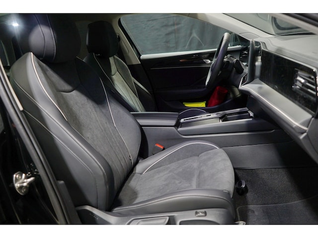 Volkswagen Passat 1.5 eTSI Business