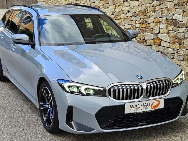 BMW 330 330i Touring xDrive