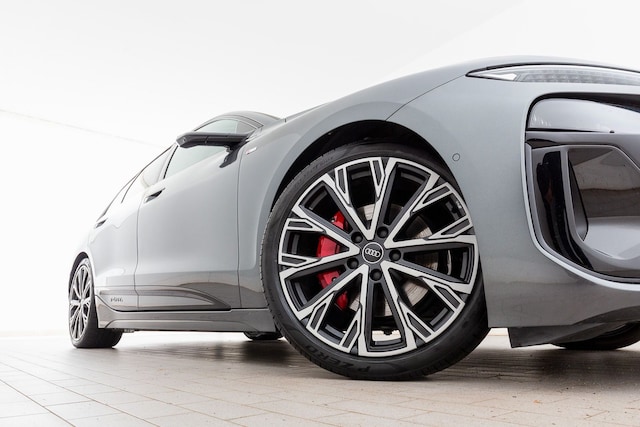 Audi A6 e-tron Avant Quattro