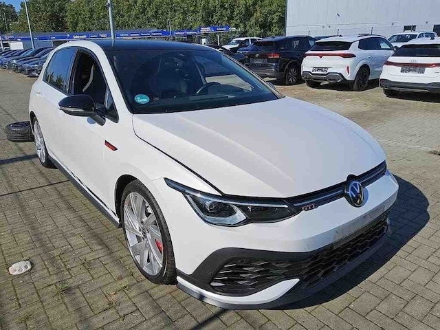 Volkswagen Golf 2.0 TSI DSG GTI