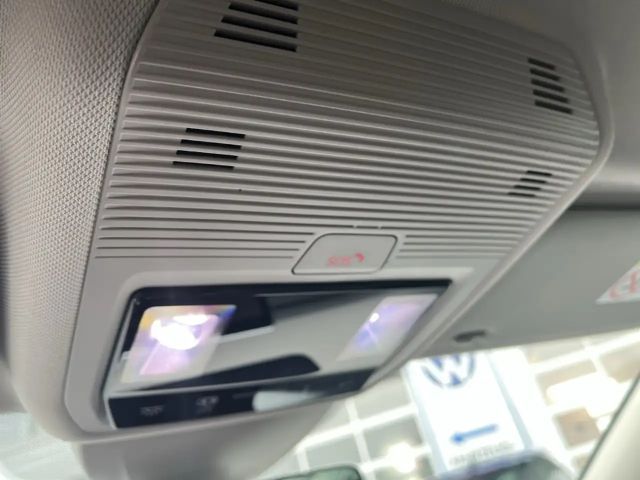 Volkswagen Golf 1.5 eTSI