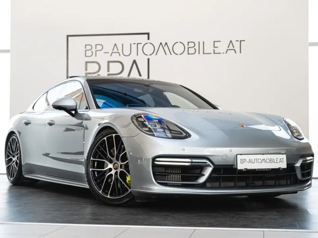 Porsche Panamera 4 E-Hybrid