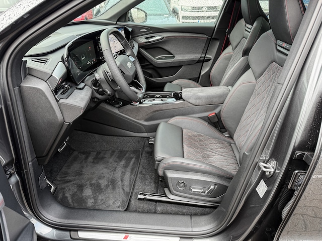 Audi Q6 e-tron Quattro