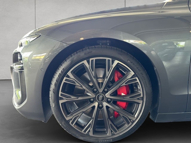 Audi A6 e-tron Avant Quattro