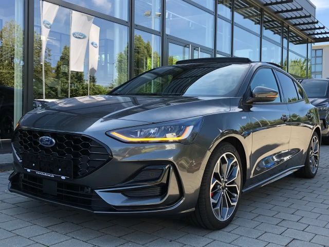 Ford Focus EcoBoost ST Line