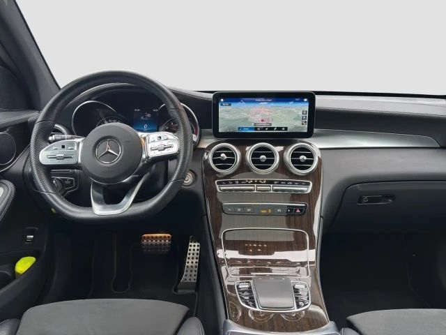 Mercedes-Benz GLC 200 4MATIC AMG Line