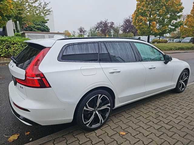 Volvo V60 Dark Plus