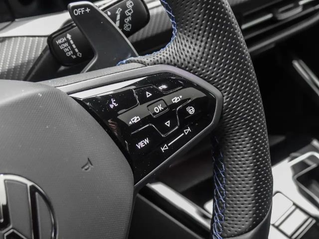 Volkswagen Golf 2.0 TSI 4Motion DSG Golf VIII