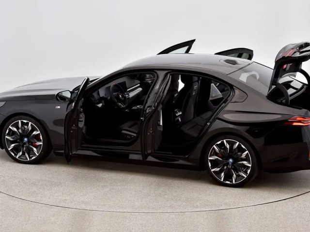 BMW i5 M60 Sedan xDrive