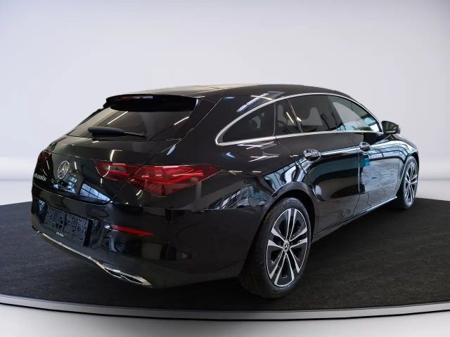 Mercedes-Benz CLA 180 CLA 180 d Shooting Brake