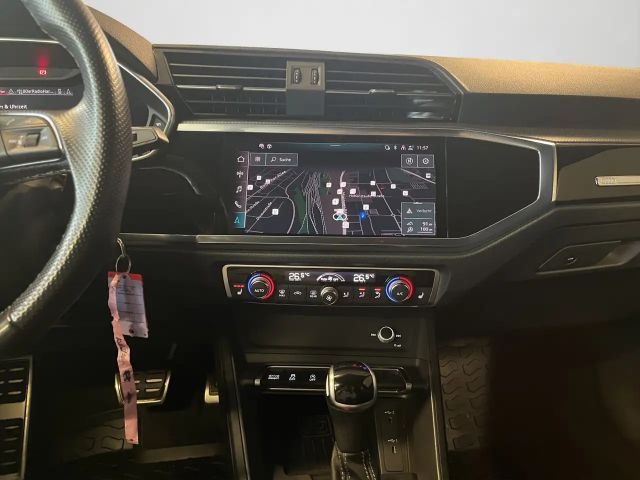 Audi Q3 35 TFSI S-Line