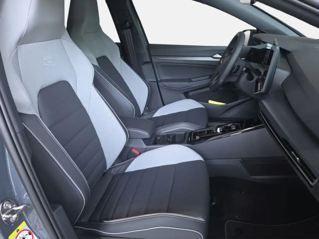 Volkswagen Golf DSG R-Line Variant