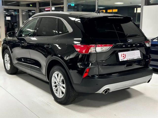 Ford Kuga Plug in Hybrid Titanium