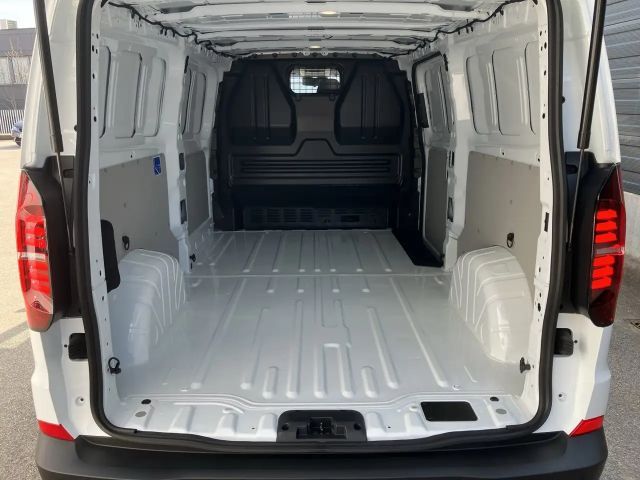 Volkswagen Transporter Lang T7