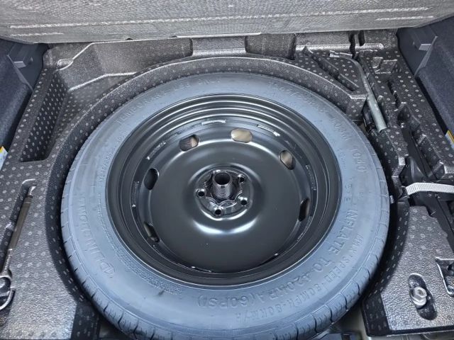 Volkswagen Tiguan 1.5 eTSI Plus