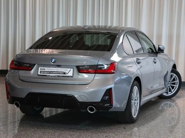 BMW 320 320d M-Sport Sedan