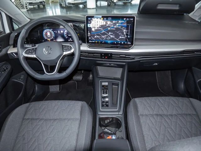 Volkswagen Golf 1.5 eTSI Golf VIII Life Variant