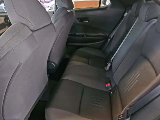 Toyota C-HR Hybride Team D