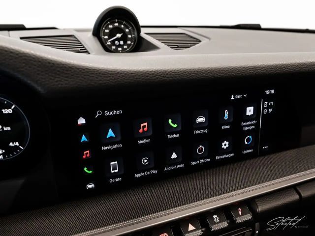 Porsche 911 4 Carrera Coupé