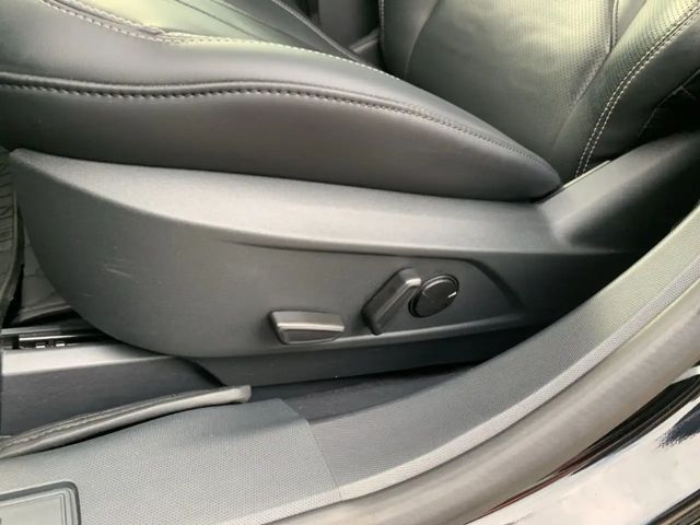 Ford Mustang Mach-E Basis Panorama Navi Digitales Cockpit Memory Sitze