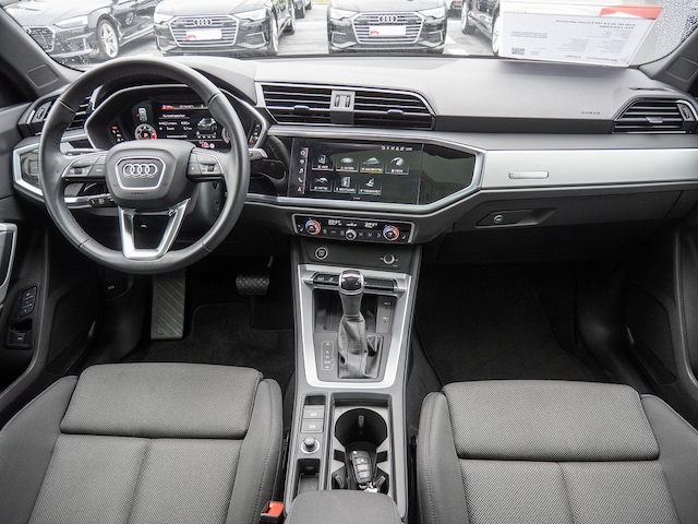 Audi Q3 35 TDI S-Tronic