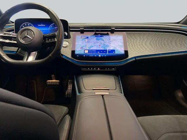 Mercedes-Benz E 300 E 300 e