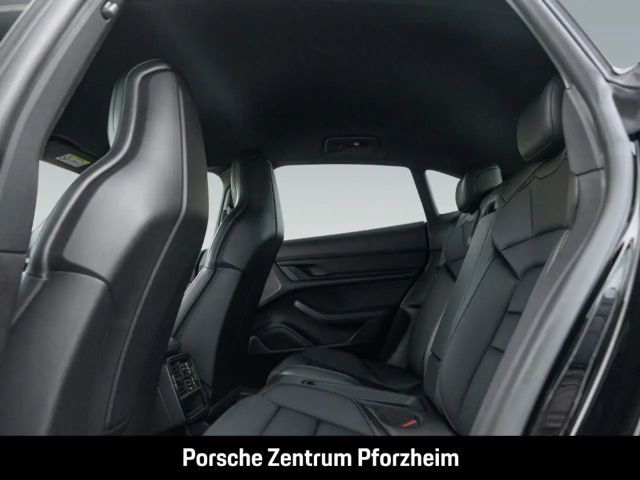 Porsche Taycan 4 Cross Turismo