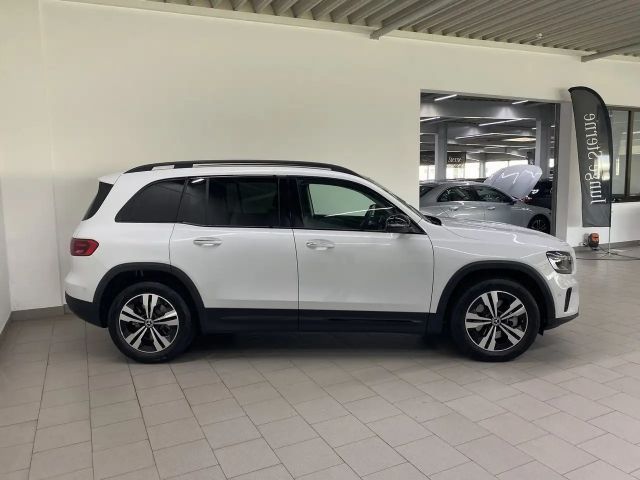 Mercedes-Benz GLB 220 PRO+NIGHT+DISTR+PANO+AHK+LED+NAVI+KAMERA