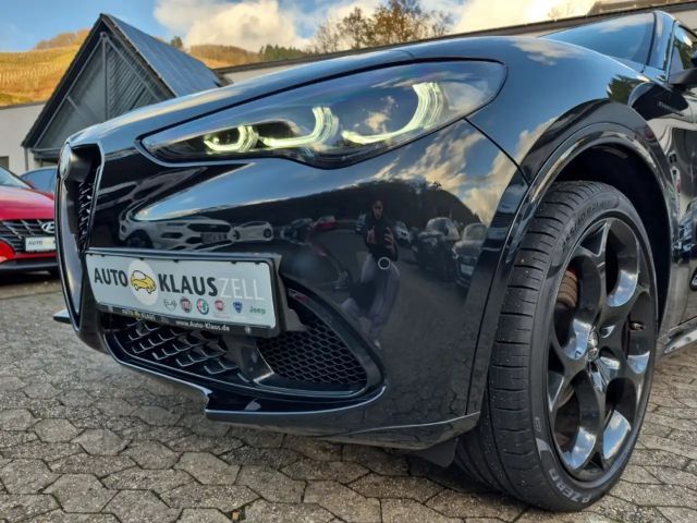 Alfa Romeo Stelvio Q4