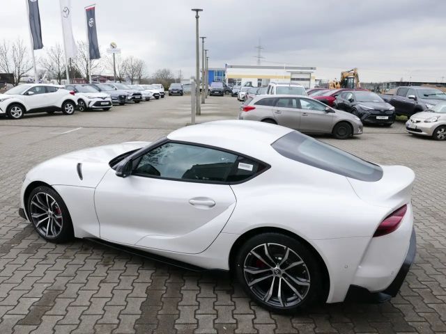 Toyota Supra Dynamic