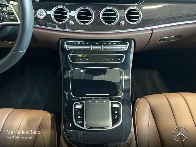 Mercedes-Benz E 200 AVANTGARDE Estate