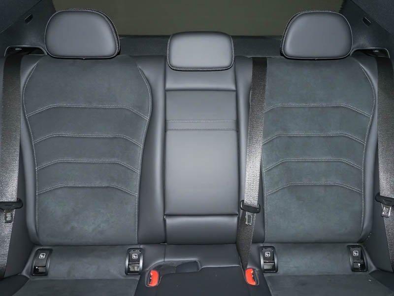 Mercedes-Benz E 200 AMG Line Sedan