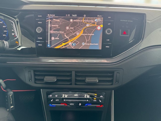 Volkswagen Polo 1.0 TSI DSG Style