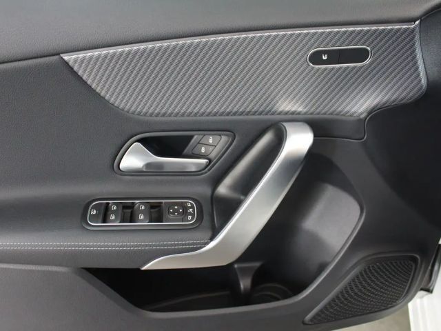 Mercedes-Benz A 200 Progressive