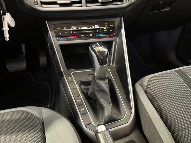 Volkswagen Polo 1.0 TSI DSG Style