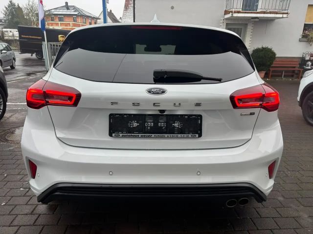 Ford Focus Limited ST Line