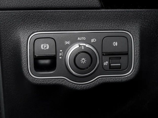 Mercedes-Benz GLA 200 Progressive